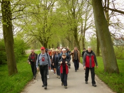 Fotorelacja z wycieczki: Oblęgorek - Rez. Barania Góra - Góra Siniewska - Góra Perzowa - Strawczynek (01.05.2015)