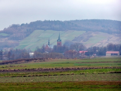 Relacja z wycieczki Klubu &quot;Przygoda&quot; - Mąchocice - Diabelski Kamień - Góra Klonówka - Masłów (13.12.2015)